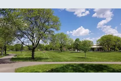 8426 Dawn Lane, Darien, IL 60561 - Photo 37