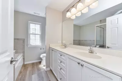 8426 Dawn Lane, Darien, IL 60561 - Photo 21