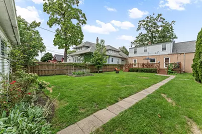 759 Laurel Avenue, Des Plaines, IL 60016 - Photo 31