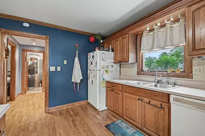 304 N Maple Street, Grant Park, IL 60940 - Photo 7