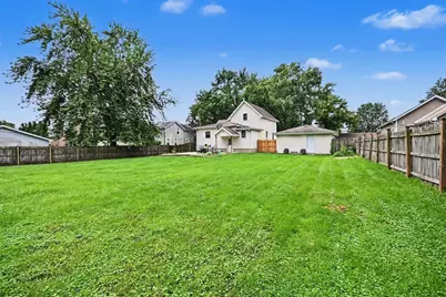 304 N Maple Street, Grant Park, IL 60940 - Photo 23