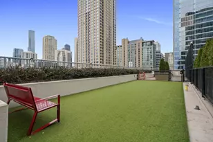 345 N LaSalle St, Chicago, IL 60654 - Photo 15