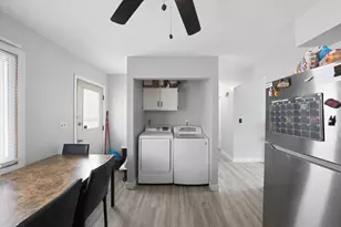 412 S State St, Aurora, IL 60505 - Photo 13