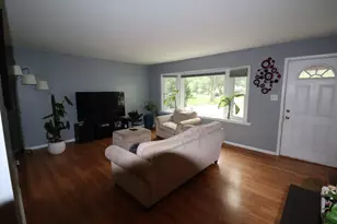 348 Cherrywood Rd, Buffalo Grove, IL 60089 - Photo 7