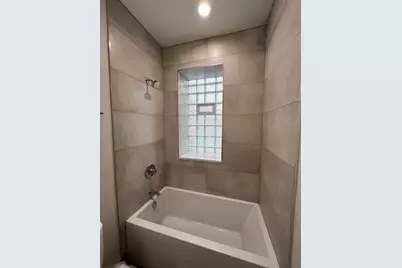 3726 N Racine Avenue #3, Chicago, IL 60613 - Photo 11