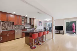 425 E Grouse Ln, Deerfield, IL 60015 - Photo 5