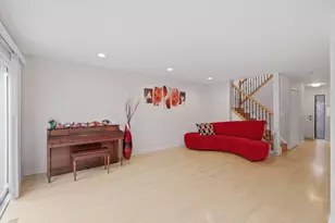 425 E Grouse Ln, Deerfield, IL 60015 - Photo 9