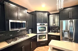 2104 Westover Rd, North Aurora, IL 60542 - Photo 7