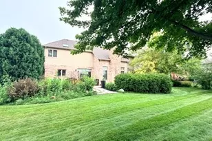 2104 Westover Rd, North Aurora, IL 60542 - Photo 53