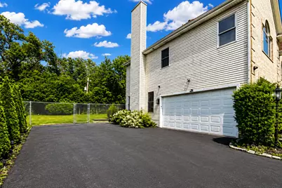 1685 Marion Street, Roselle, IL 60172 - Photo 79