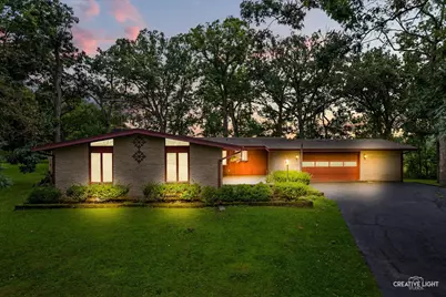 3S984 Oakland Lane, North Aurora, IL 60542 - Photo 1