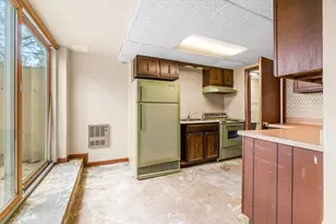 3S984 Oakland Ln, North Aurora, IL 60542 - Photo 25