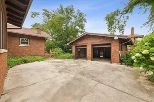 6829 S Constance Ave, Chicago, IL 60649 - Photo 27