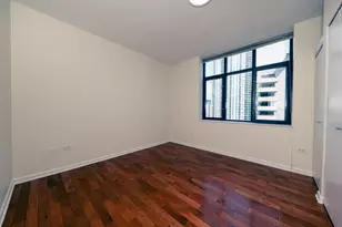 630 N State St, Chicago, IL 60654 - Photo 5