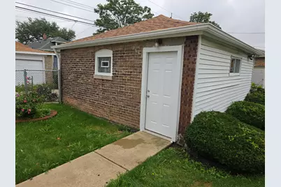 8239 S Carpenter Street, Chicago, IL 60620 - Photo 11