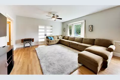 6272 N Niagara Avenue, Chicago, IL 60631 - Photo 9