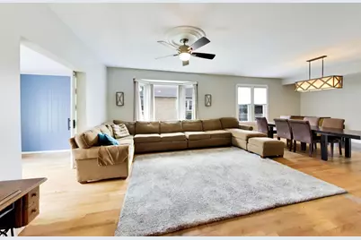 6272 N Niagara Avenue, Chicago, IL 60631 - Photo 7