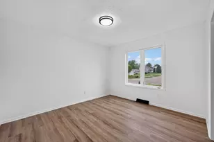 5011 Trafford Dr, Loves Park, IL 61111 - Photo 13