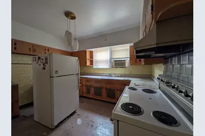 1233 S 59th Avenue, Cicero, IL 60804 - Photo 7