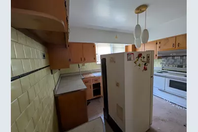 1233 S 59th Avenue, Cicero, IL 60804 - Photo 9