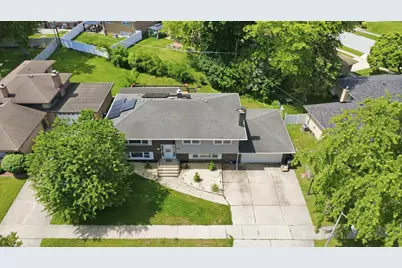 935 E 169th Street, South Holland, IL 60473 - Photo 3