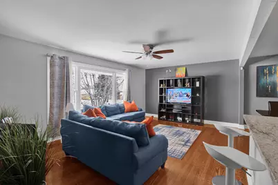 935 E 169th Street, South Holland, IL 60473 - Photo 7