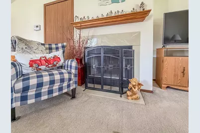 2626 Natalie Drive, Champaign, IL 61822 - Photo 9