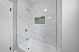 8004 S Richmond St, Chicago, IL 60652 - Photo 9