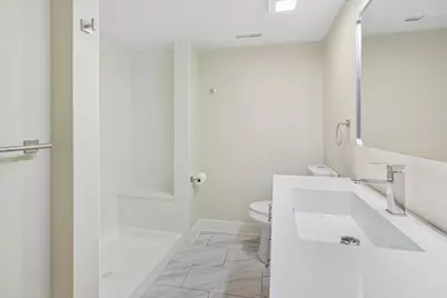 2121 W 71st Place, Chicago, IL 60636 - Photo 15