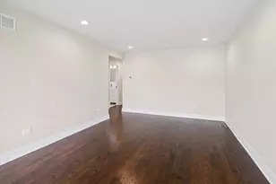 2121 W 71st Pl, Chicago, IL 60636 - Photo 5