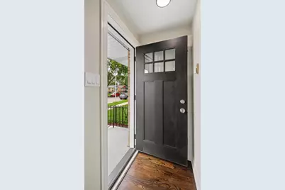 2121 W 71st Place, Chicago, IL 60636 - Photo 3