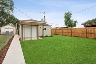 2121 W 71st Pl, Chicago, IL 60636 - Photo 21