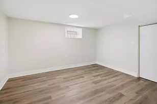 2121 W 71st Pl, Chicago, IL 60636 - Photo 19
