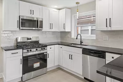2121 W 71st Place, Chicago, IL 60636 - Photo 7
