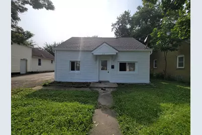 226 N Farnsworth Avenue, Aurora, IL 60505 - Photo 1