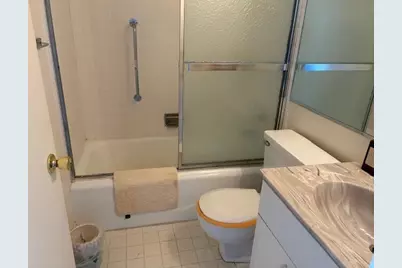 3200 N Lake Shore Drive #2008, Chicago, IL 60657 - Photo 9