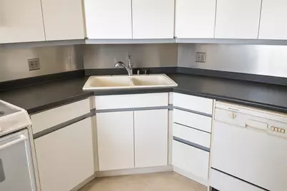 3200 N Lake Shore Drive #2008, Chicago, IL 60657 - Photo 7