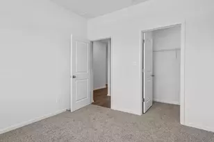 11213 Fleetwood St, Huntley, IL 60142 - Photo 9