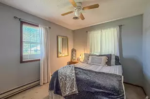 810 N 4th St, Saint John, IL 61873 - Photo 33