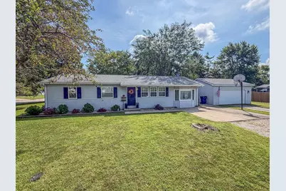 810 N 4th Street, Saint John, IL 61873 - Photo 1
