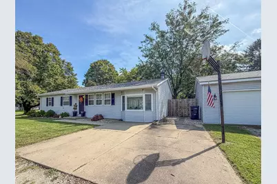 810 N 4th Street, Saint John, IL 61873 - Photo 5