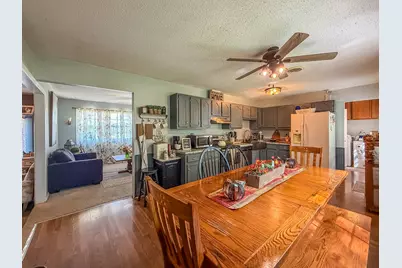 810 N 4th Street, Saint John, IL 61873 - Photo 19