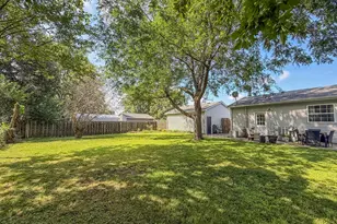 810 N 4th St, Saint John, IL 61873 - Photo 45