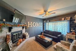 810 N 4th St, Saint John, IL 61873 - Photo 9