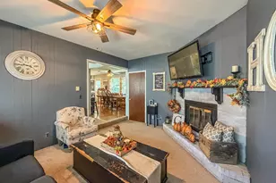 810 N 4th St, Saint John, IL 61873 - Photo 11