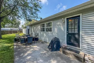 810 N 4th St, Saint John, IL 61873 - Photo 39