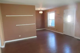 2214 Brittany Ct, Schaumburg, IL 60194 - Photo 7