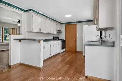 18 N West Avenue, Bourbonnais, IL 60914 - Photo 7