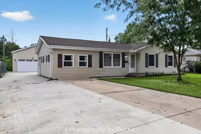 18 N West Avenue, Bourbonnais, IL 60914 - Photo 3