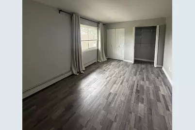 16W486 Lake Drive #201, Willowbrook, IL 60527 - Photo 7